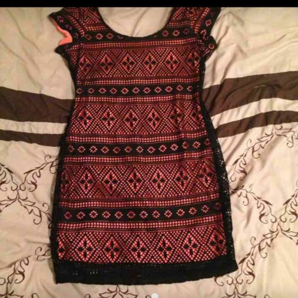 Dress - Picture 2 of 2